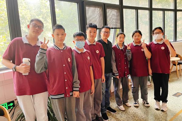 合影 (3) 合影 (3)